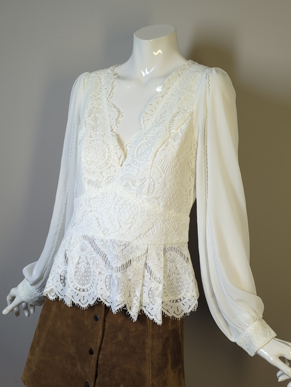 Adelyn Rae Women's Lace Peplum Blouse - White Small